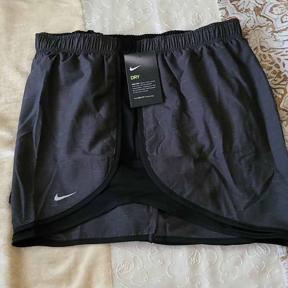 NIKE 2XL Dri-FIT Shorts